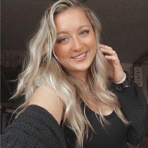 Meet your Posher, Katie